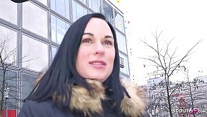 German Scout - Schweizer MILF Lena Bei Echten Strassen Casting In Berlin Versaut Gefickt